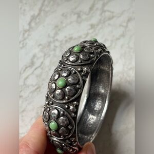 Vintage metal bangle Lucky Brand